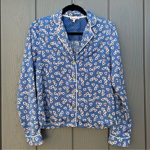 Juicy Couture Women's Long Sleeve Pajama Top Small
Blue & Hearts Intimates Top